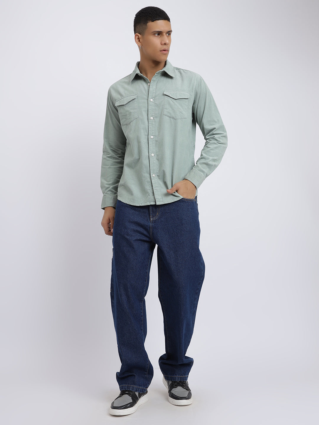MGGRFCCSP,Greyish Green