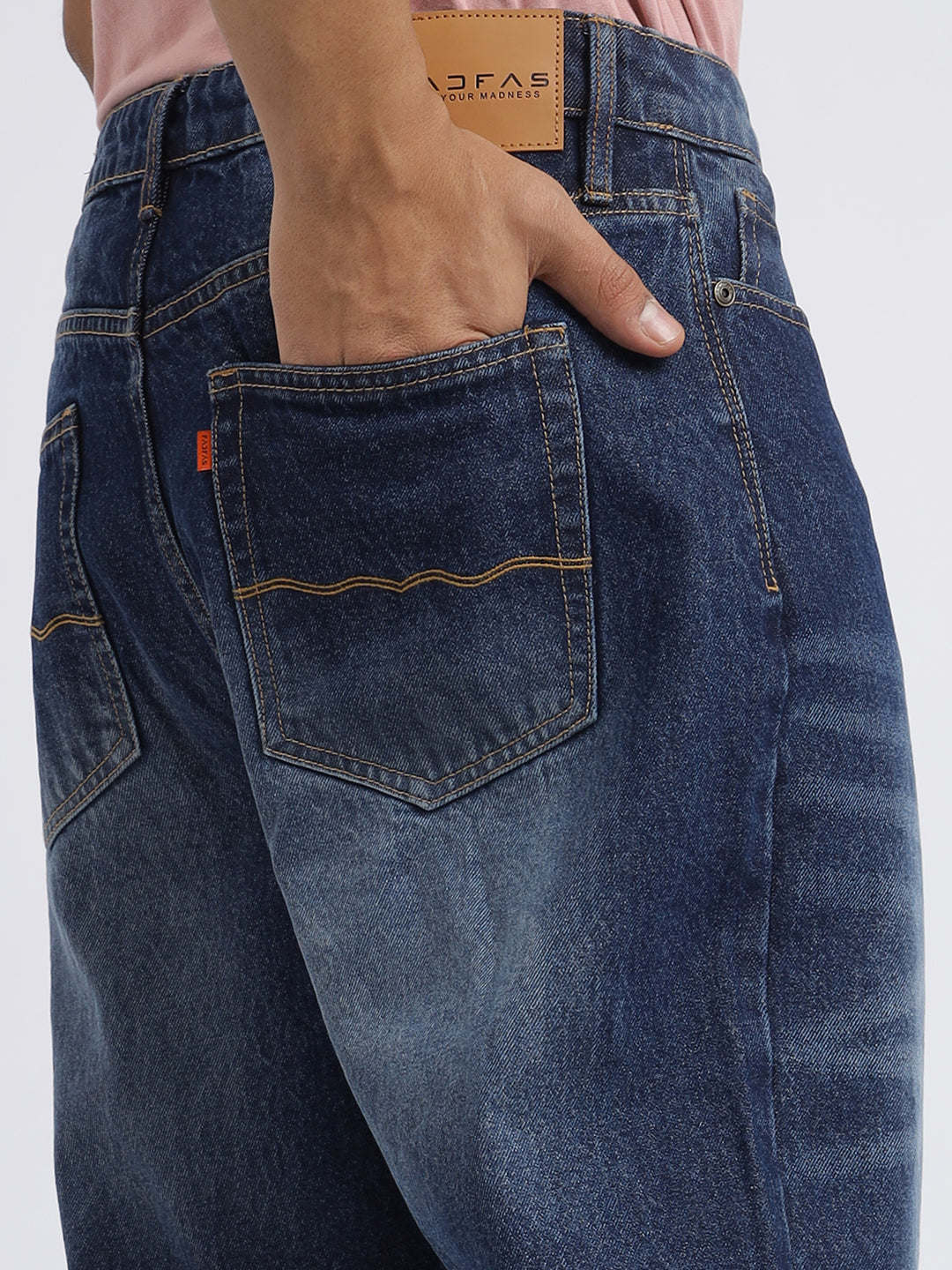 RELAXED REBEL LOOSE FIT