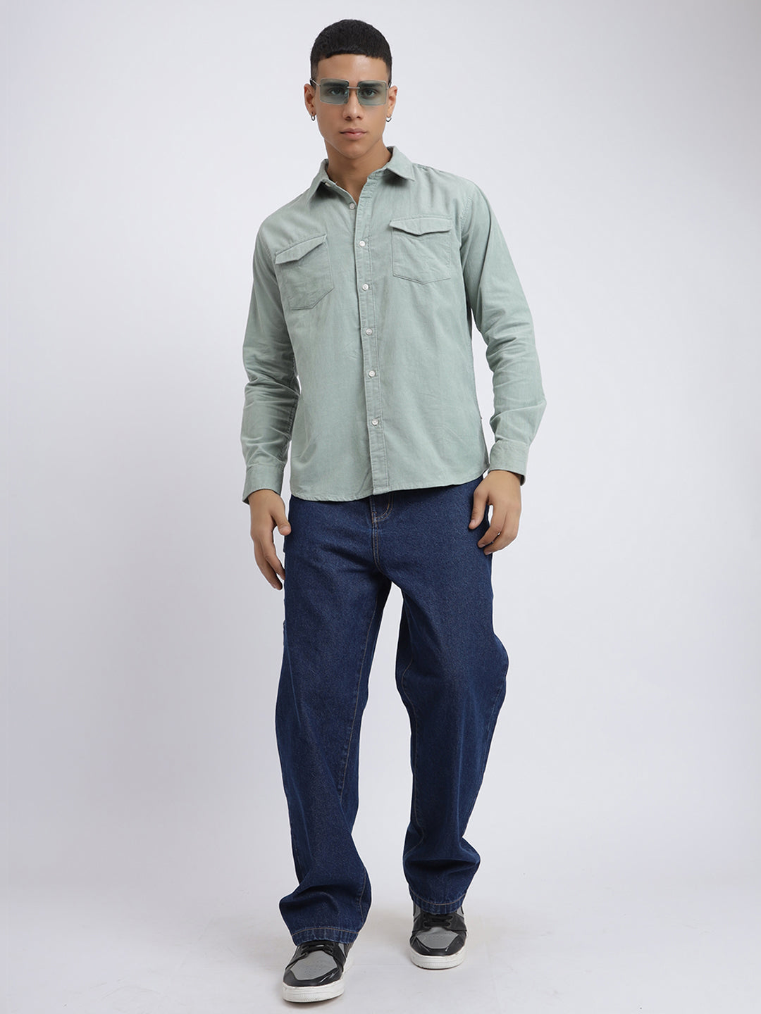 MGGRFCCSP,Greyish Green